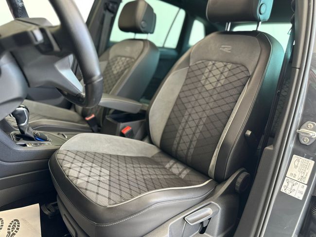 Volkswagen Tiguan VOLKSWAGEN Tiguan RLine 2.0 TDI DSG   - Foto 30