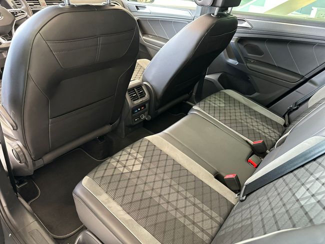 Volkswagen Tiguan VOLKSWAGEN Tiguan RLine 2.0 TDI DSG   - Foto 35