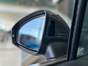 Volkswagen Tiguan VOLKSWAGEN Tiguan RLine 2.0 TDI DSG   - Foto 25
