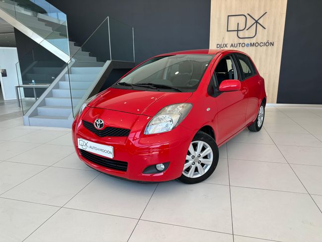 Toyota Yaris TOYOTA Yaris 1.3 VVTI Connect Comfortdrive   - Foto 1