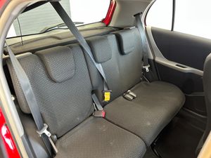 Toyota Yaris TOYOTA Yaris 1.3 VVTI Connect Comfortdrive   - Foto 21