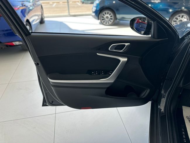 Kia XCeed KIA XCeed 1.0 TGDi Business 74kW 100CV   - Foto 26