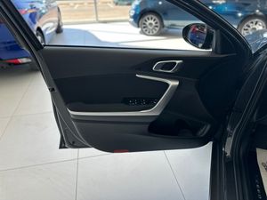 Kia XCeed KIA XCeed 1.0 TGDi Business 74kW 100CV   - Foto 26