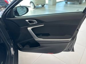 Kia XCeed KIA XCeed 1.0 TGDi Business 74kW 100CV   - Foto 28