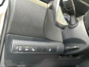 Toyota Corolla 1.8 125H BUSINESS PLUS ECVT TOU SPORT   - Foto 19