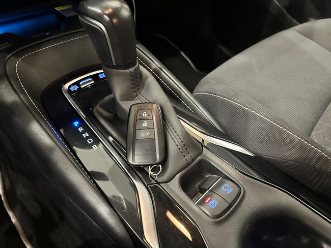 Toyota Corolla 1.8 125H STYLE ECVT TOURING SPORT   - Foto 24