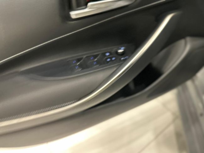 Toyota Corolla 1.8 125H STYLE ECVT TOURING SPORT   - Foto 35