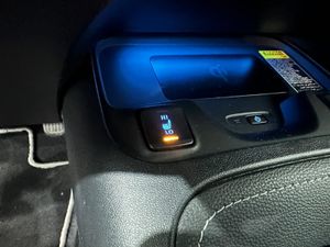 Toyota Corolla 1.8 125H STYLE ECVT TOURING SPORT   - Foto 17