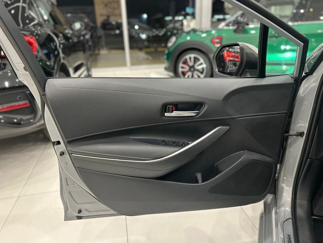 Toyota Corolla 1.8 125H STYLE ECVT TOURING SPORT   - Foto 31