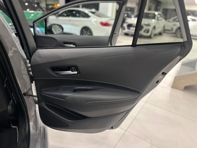 Toyota Corolla 1.8 125H STYLE ECVT TOURING SPORT   - Foto 33