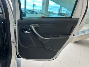 Dacia Duster URBAN EXPLORER 4X4 1.5 DCI   - Foto 24