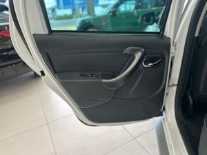 Dacia Duster URBAN EXPLORER 4X4 1.5 DCI   - Foto 26