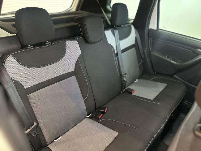 Dacia Duster URBAN EXPLORER 4X4 1.5 DCI   - Foto 21