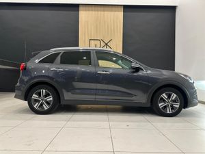 Kia Niro KIA Niro 1.6 GDi HEV 104kW 141CV Emotion   - Foto 10
