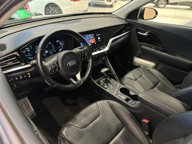 Kia Niro KIA Niro 1.6 GDi HEV 104kW 141CV Emotion   - Foto 25