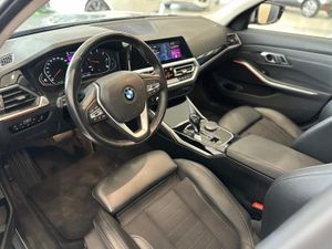 BMW Serie 3 BMW Serie 3 318d Touring  - Foto 33