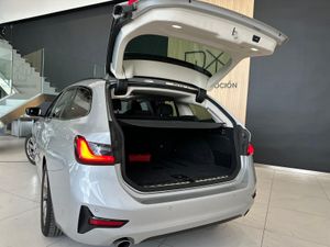 BMW Serie 3 BMW Serie 3 318d Touring  - Foto 9