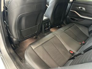 BMW Serie 3 BMW Serie 3 318d Touring  - Foto 32