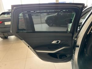 BMW Serie 3 BMW Serie 3 318d Touring  - Foto 36