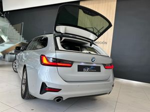 BMW Serie 3 BMW Serie 3 318d Touring  - Foto 8