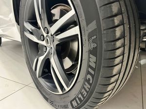 Volvo XC60 2.0 B4 D AWD R-Design Auto  - Foto 6