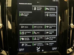 Volvo XC60 2.0 B4 D AWD R-Design Auto  - Foto 22