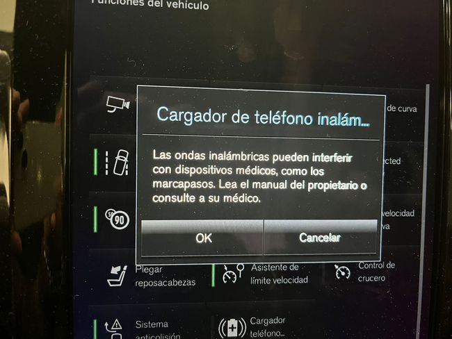 Volvo XC60 2.0 B4 D AWD R-Design Auto  - Foto 27