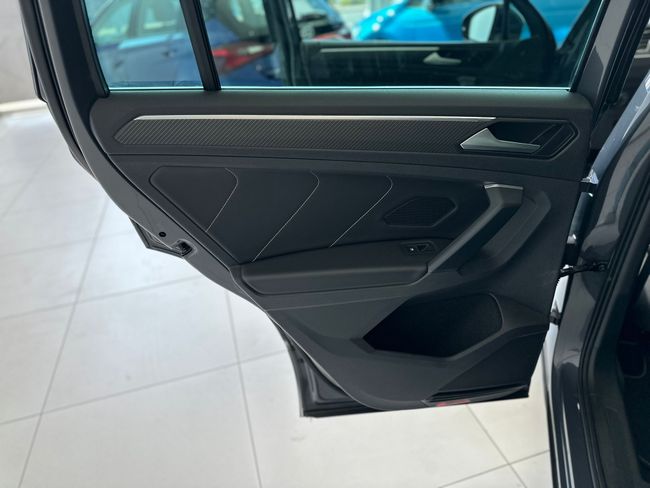 Volkswagen Tiguan R-Line 2.0 TDI 110kW (150CV) DSG   - Foto 34
