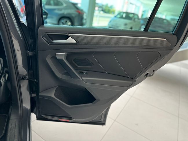 Volkswagen Tiguan R-Line 2.0 TDI 110kW (150CV) DSG   - Foto 36