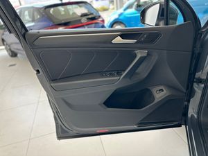 Volkswagen Tiguan R-Line 2.0 TDI 110kW (150CV) DSG   - Foto 33