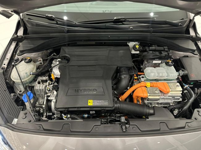 Hyundai IONIQ 1.6 GDI HEV Style DT  - Foto 11