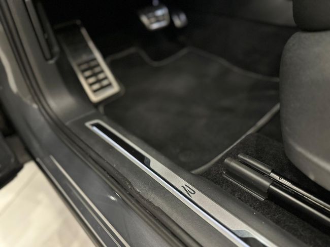 Volkswagen Tiguan R-Line 2.0 TDI 110 kW (150 CV) DSG 7 vel.  - Foto 26