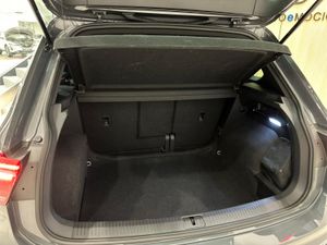 Volkswagen Tiguan R-Line 2.0 TDI 110 kW (150 CV) DSG 7 vel.  - Foto 11