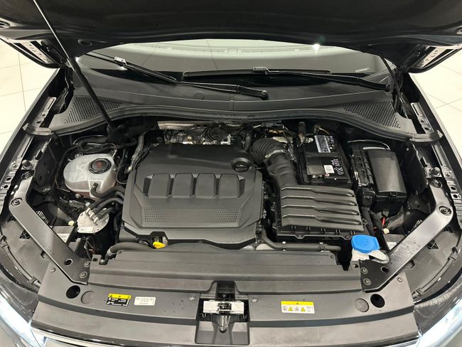 Volkswagen Tiguan R-Line 2.0 TDI 110 kW (150 CV) DSG 7 vel.  - Foto 7