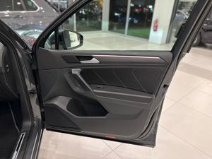 Volkswagen Tiguan R-Line 2.0 TDI 110 kW (150 CV) DSG 7 vel.  - Foto 33