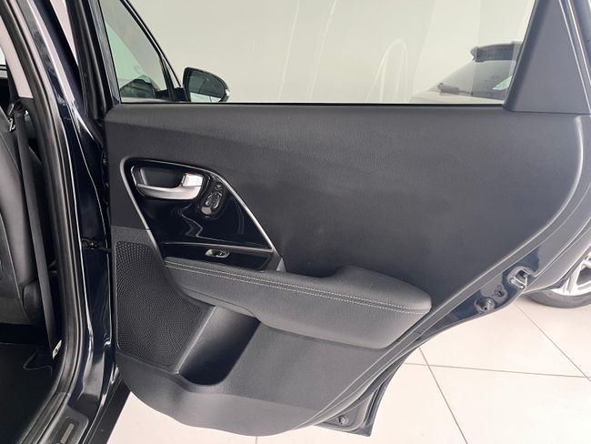 Kia e-Niro Niro 1.6 HEV Emotion  - Foto 43