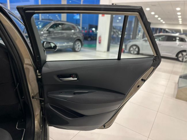 Toyota Corolla TOURING SPORTS 1.8 HEV DYNAMIC E-CVT  - Foto 27