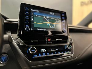 Toyota Corolla TOURING SPORTS 1.8 HYBRID DYNAMIC E-CVT  - Foto 12