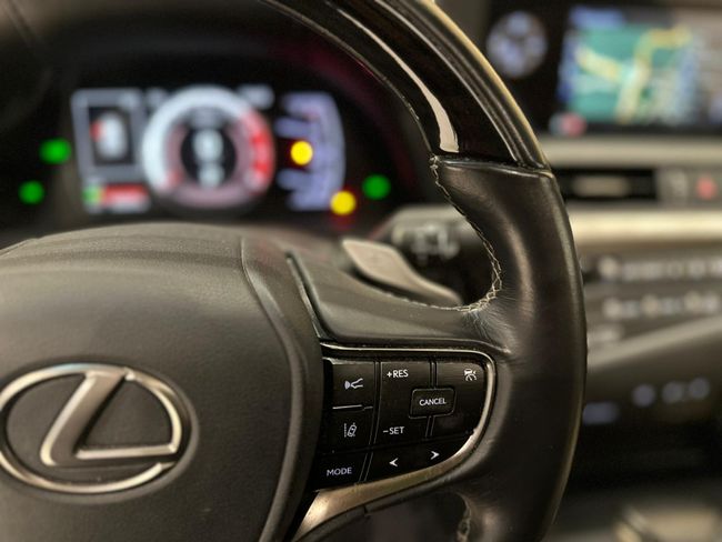 Lexus ES 2.5i ES 300h Executive Line  - Foto 24