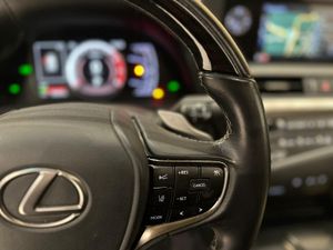 Lexus ES 2.5i ES 300h Executive Line  - Foto 24