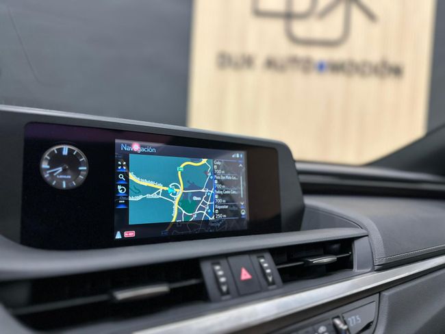 Lexus ES 2.5i ES 300h Executive Line  - Foto 16