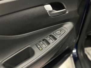 Hyundai Santa Fe 2.0 CRDi Essence 4x2 SR  - Foto 31