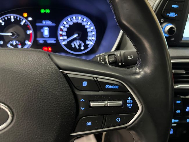 Hyundai Santa Fe 2.0 CRDi Essence 4x2 SR  - Foto 18