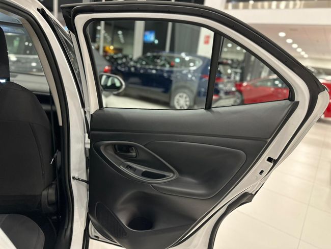 Toyota Yaris Cross 1.5 HIBRID 116H DINAMIC AUTO  - Foto 31