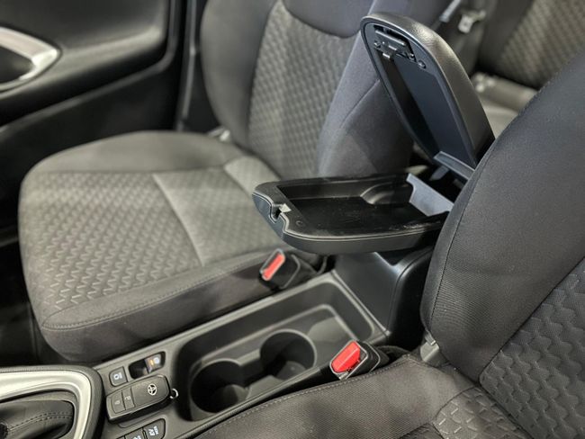 Toyota Yaris Cross 1.5 HIBRID 116H DINAMIC AUTO  - Foto 19