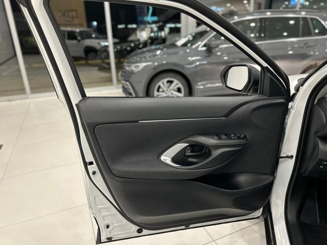 Toyota Yaris Cross 1.5 HIBRID 116H DINAMIC AUTO  - Foto 33