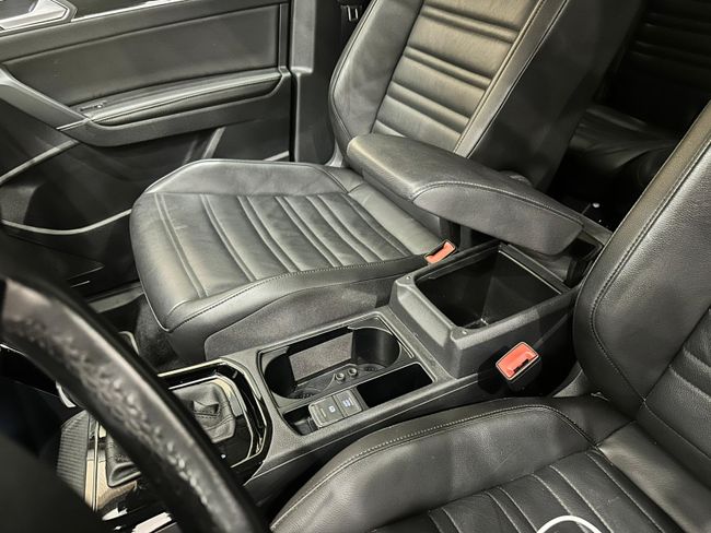 Volkswagen Touran 1.5 TSI HIGHLINE DSG 7PL  - Foto 24