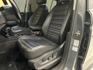 Volkswagen Touran 1.5 TSI HIGHLINE DSG 7PL  - Foto 25