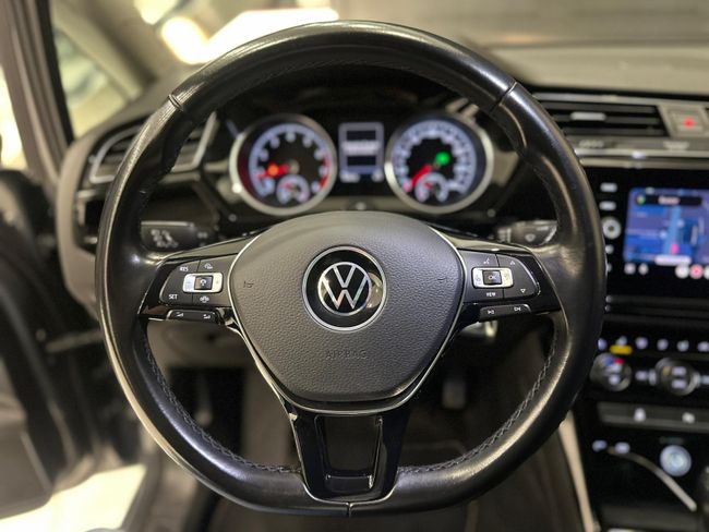 Volkswagen Touran 1.5 TSI HIGHLINE DSG 7PL  - Foto 17