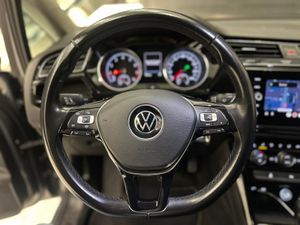 Volkswagen Touran 1.5 TSI HIGHLINE DSG 7PL  - Foto 17